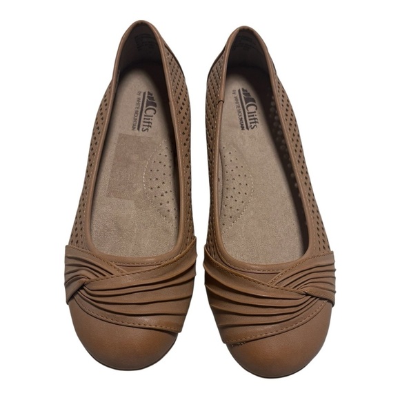 Cliffs- by White Mountain Brown Twist Detail Flats - Picture 1 of 7